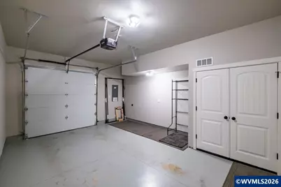 3751 Village Center Dr SE, Salem, OR 97302 - Photo 29