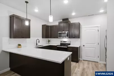 3751 Village Center Dr SE, Salem, OR 97302 - Photo 5
