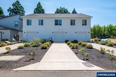 3751 Village Center Dr SE, Salem, OR 97302 - Photo 31