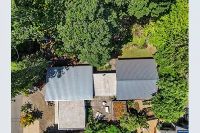 200 Welch St, Silverton, OR 97381 - Photo 49