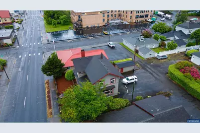 2306 3rd St, Tillamook, OR 97141 - Photo 45