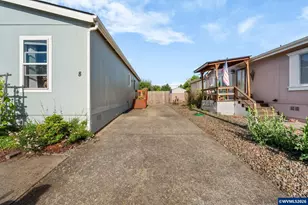 2151 Three Lakes Rd SE, Albany, OR 97322 - Photo 27