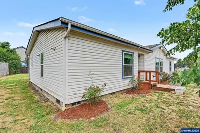 2255 Fuller Ln, Lebanon, OR 97355 - Photo 3