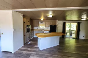 38129 Weirich Dr, Lebanon, OR 97355 - Photo 13