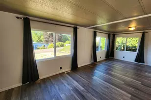 38129 Weirich Dr, Lebanon, OR 97355 - Photo 5