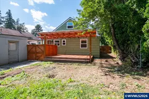 1020 N 3rd St, Woodburn, OR 97071 - Photo 47