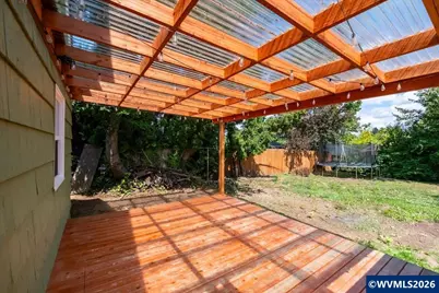 1020 N 3rd St, Woodburn, OR 97071 - Photo 41