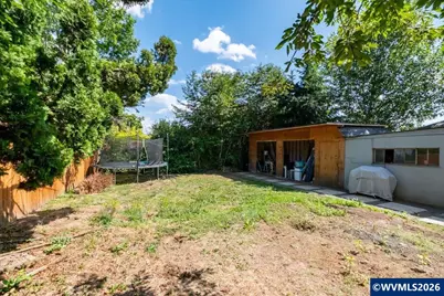 1020 N 3rd St, Woodburn, OR 97071 - Photo 45