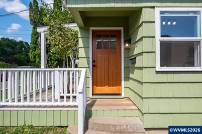 1020 N 3rd St, Woodburn, OR 97071 - Photo 7