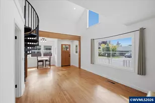 1020 N 3rd St, Woodburn, OR 97071 - Photo 11