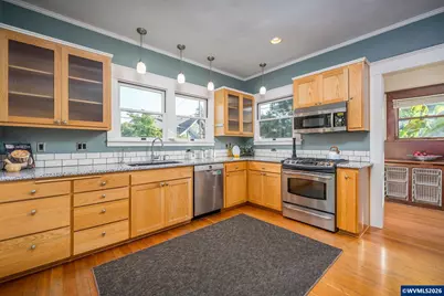 820 4th Av SW, Albany, OR 97321 - Photo 11