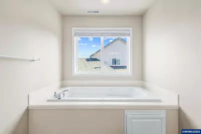 762 Burgundy Av NE, Keizer, OR 97303 - Photo 29