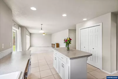 762 Burgundy Av NE, Keizer, OR 97303 - Photo 11
