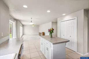 762 Burgundy Ave NE, Keizer, OR 97303 - Photo 11