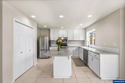 762 Burgundy Av NE, Keizer, OR 97303 - Photo 13