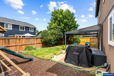 226 NE Breezy Wy, Albany, OR 97322 - Photo 35