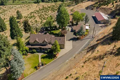 106 Green Valley Rd, Oakland, OR 97462 - Photo 3