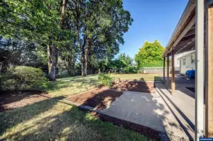 1060 Albert Dr SE, Salem, OR 97302 - Photo 5