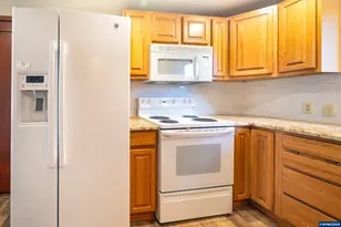 1060 Albert Dr SE, Salem, OR 97302 - Photo 17