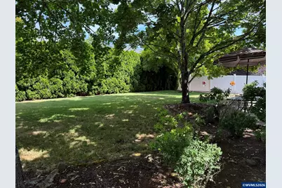 777 Eisenhower Dr NW, Salem, OR 97304 - Photo 23