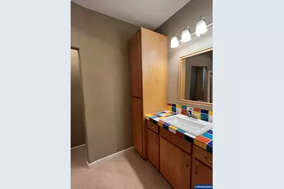 777 Eisenhower Dr NW, Salem, OR 97304 - Photo 21