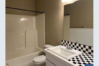 777 Eisenhower Dr NW, Salem, OR 97304 - Photo 15