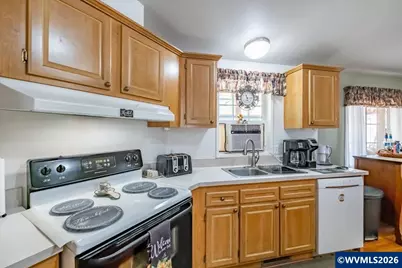 [Address not provided], Sweet Home, OR 97386 - Photo 7