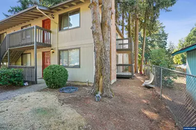 2151 National Ct SE, Salem, OR 97306 - Photo 7