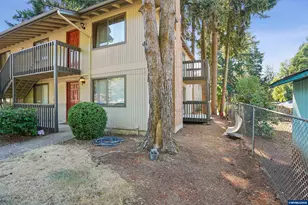 2151 National Ct SE, Salem, OR 97306 - Photo 7
