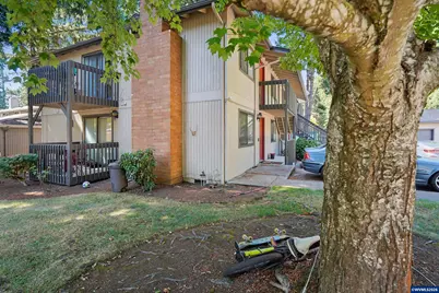 2151 National Ct SE, Salem, OR 97306 - Photo 5