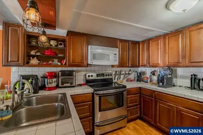 110 8th Av, Sweet Home, OR 97386 - Photo 15