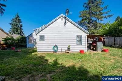 110 8th Av, Sweet Home, OR 97386 - Photo 9