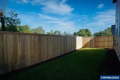 7423 SE Berg Dr, Corvallis, OR 97330 - Photo 3