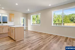 7423 SE Berg Dr, Corvallis, OR 97330 - Photo 5