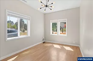 656 SW Levens St, Dallas, OR 97338 - Photo 17