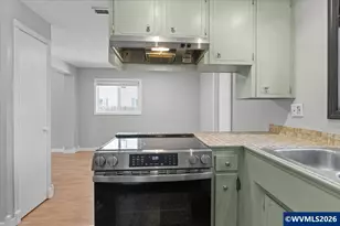 656 SW Levens St, Dallas, OR 97338 - Photo 33