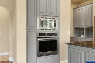 592 Sussex Av SE, Salem, OR 97306 - Photo 13