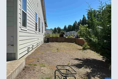 1525 N River Alder St, Canby, OR 97013 - Photo 27
