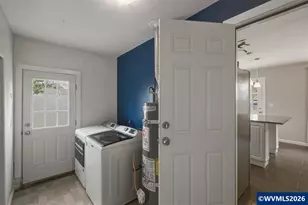 256 Gregory Ln SE, Salem, OR 97302 - Photo 27