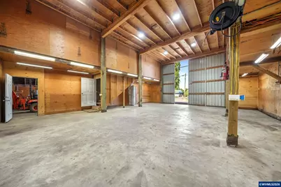 32140 Tangent Dr, Tangent, OR 97389 - Photo 35