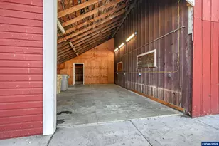 32140 Tangent Dr, Tangent, OR 97389 - Photo 39