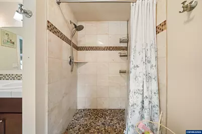 32140 Tangent Dr, Tangent, OR 97389 - Photo 19