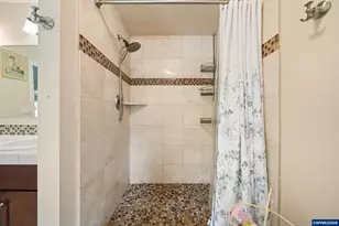 32140 Tangent Dr, Tangent, OR 97389 - Photo 19
