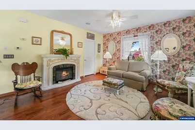 32140 Tangent Dr, Tangent, OR 97389 - Photo 11