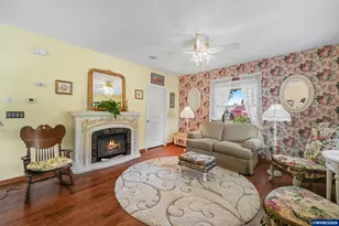 32140 Tangent Dr, Tangent, OR 97389 - Photo 11
