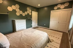 38053 Robinson Dr, Scio, OR 97374 - Photo 17