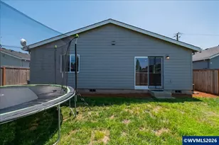 537 Russell Dr, Lebanon, OR 97355 - Photo 33