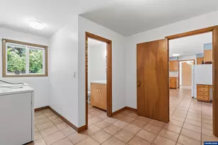 1514 37th Ave NW, Salem, OR 97304 - Photo 19