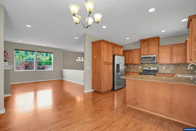 2515 Benjamin Av NW, Salem, OR 97304 - Photo 15