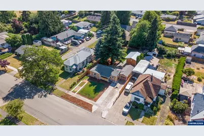 452 College St S, Monmouth, OR 97361 - Photo 39